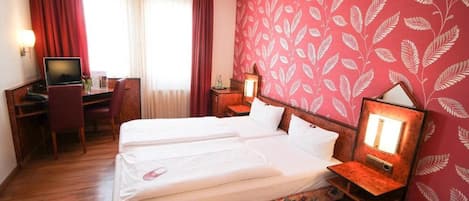 Minibar, in-room safe, desk, soundproofing