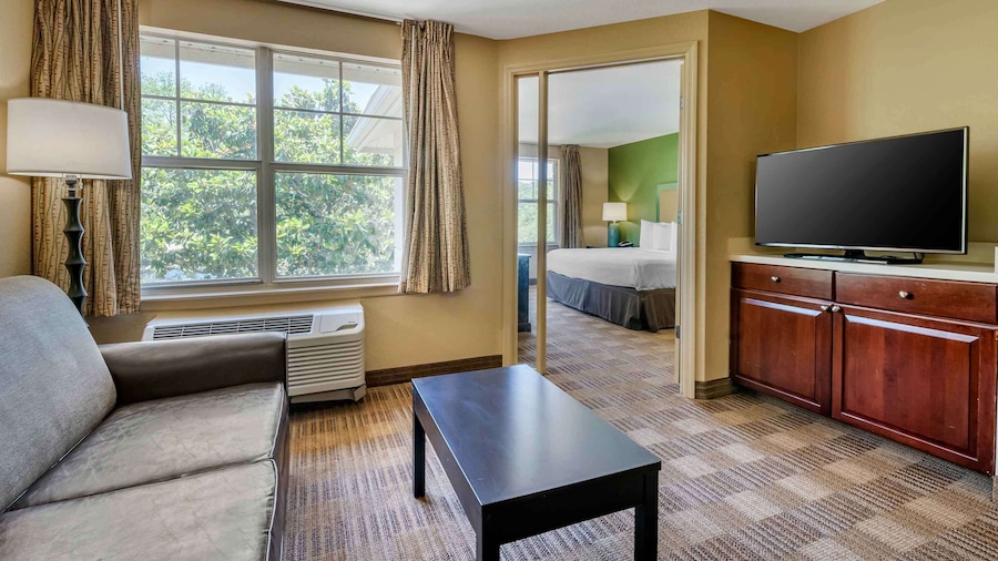 Extended Stay America Suites Raleigh RTP 4919 Miami Blvd