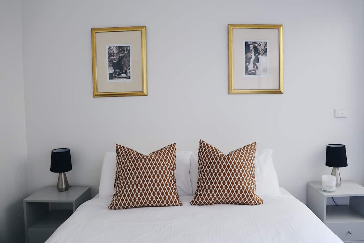 Appartement, 2 slaapkamers | Een bureau, een strijkplank/strijkijzer, babybedden, gratis wifi