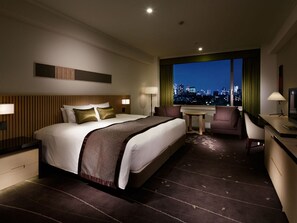 Down duvets, minibar, in-room safe, desk - The Prince Sakura Tower Tokyo, Autograph Collection (Tokyo)