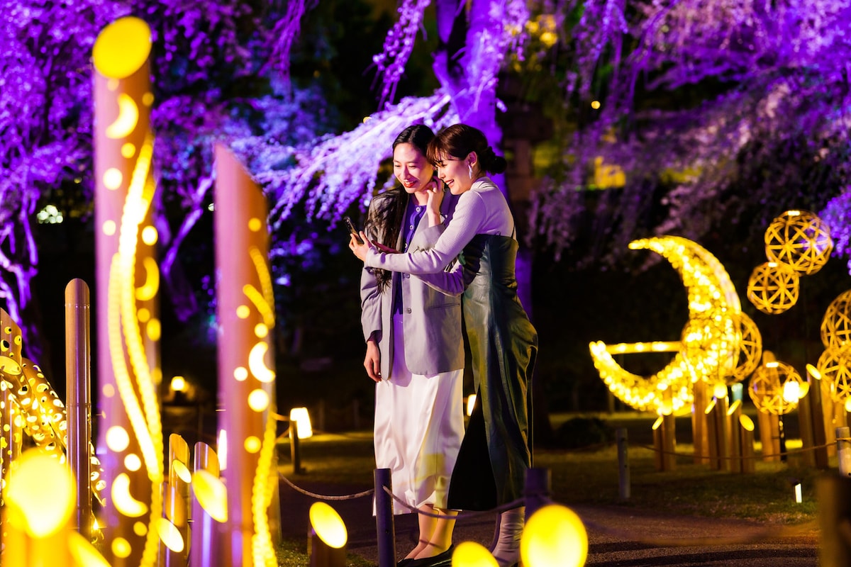 Prince Sakura Tower, Garden