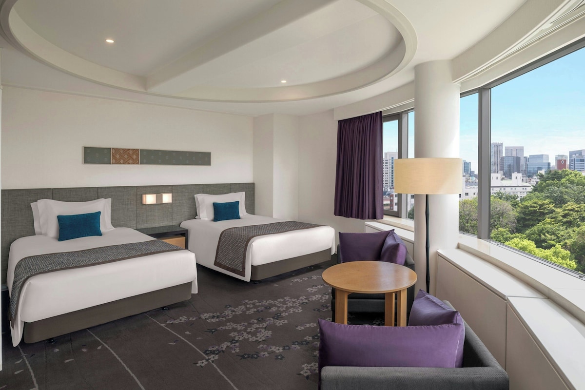 Down duvets, minibar, in-room safe, desk