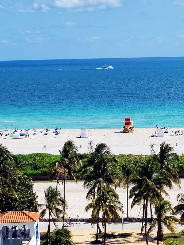 Oceanfront Balcony King | Beach | On the beach, white sand, sun loungers, beach towels