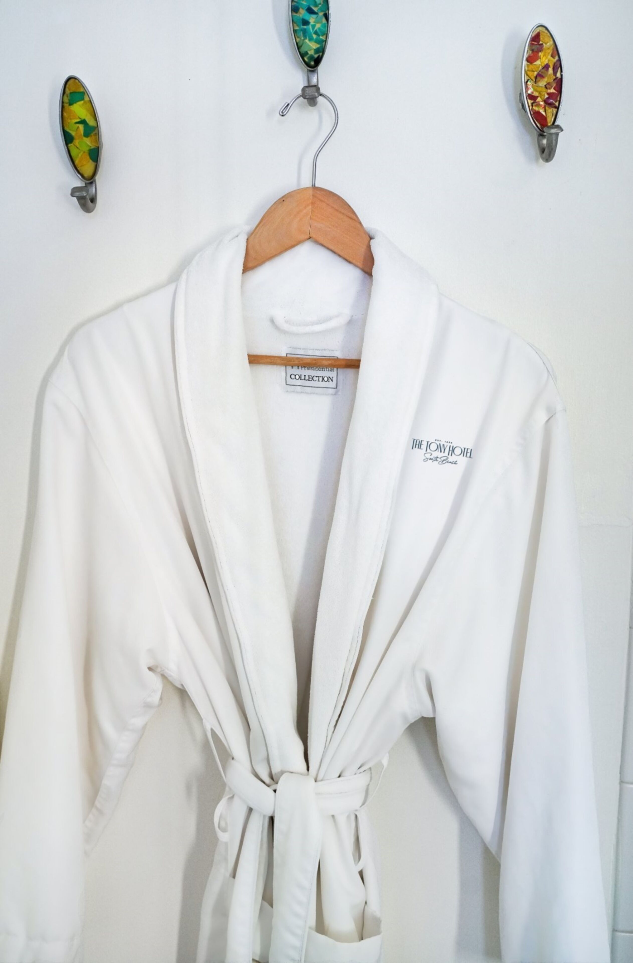 premium bedding, pillow-top beds, in-room safe, desk