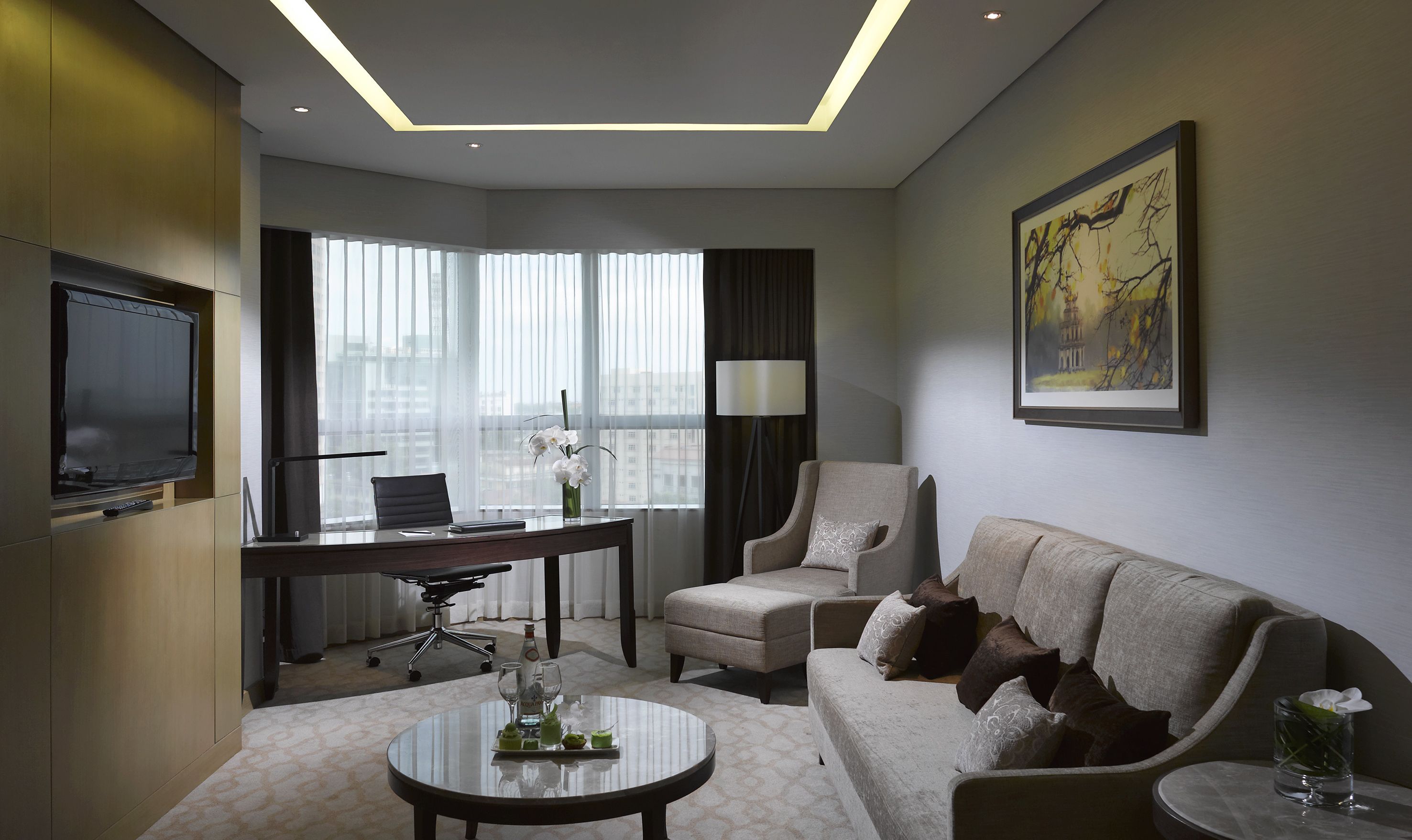 suite | living room | 42-inch lcd tv with cable channels, tv