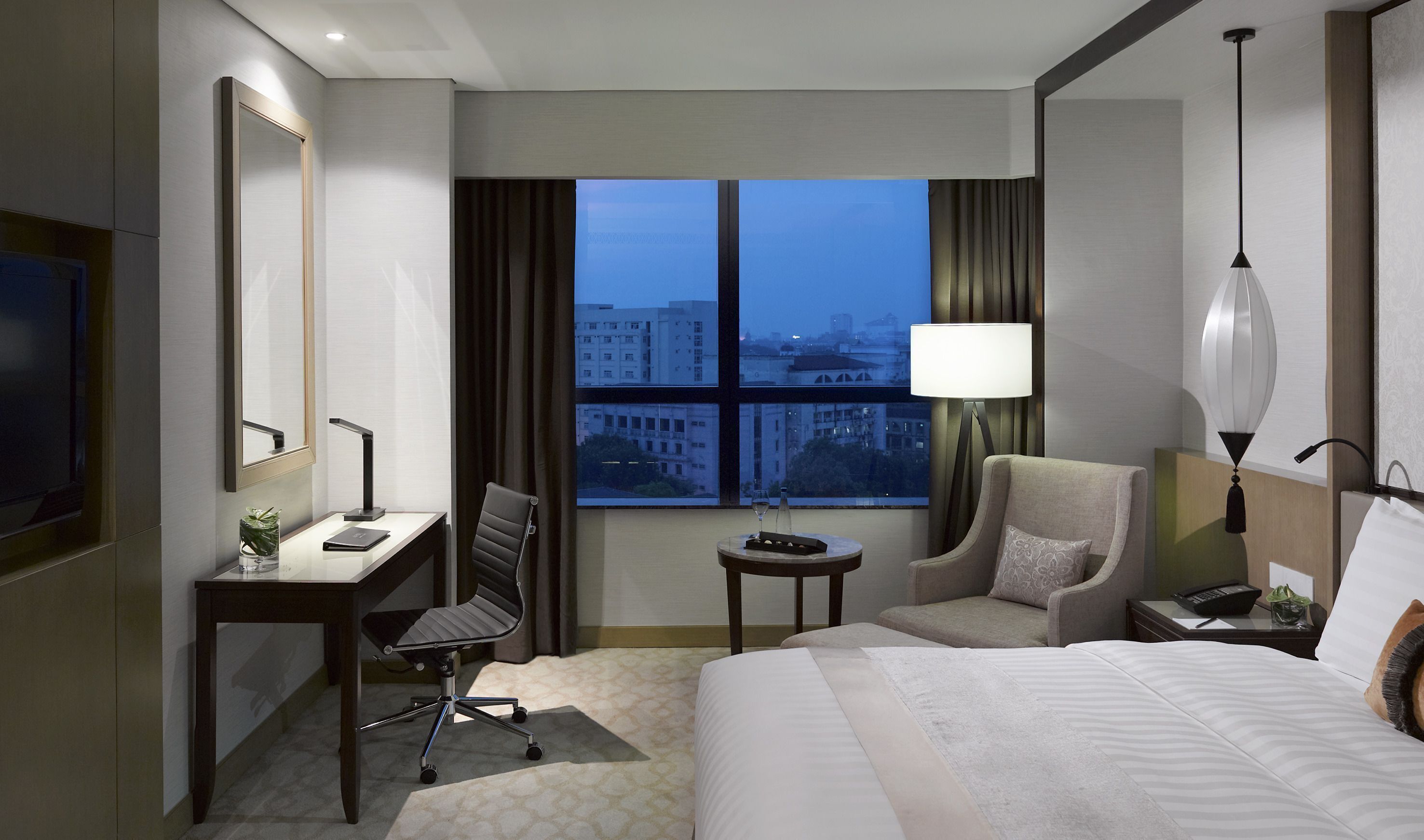 Minibar, in-room safe, desk, laptop workspace
