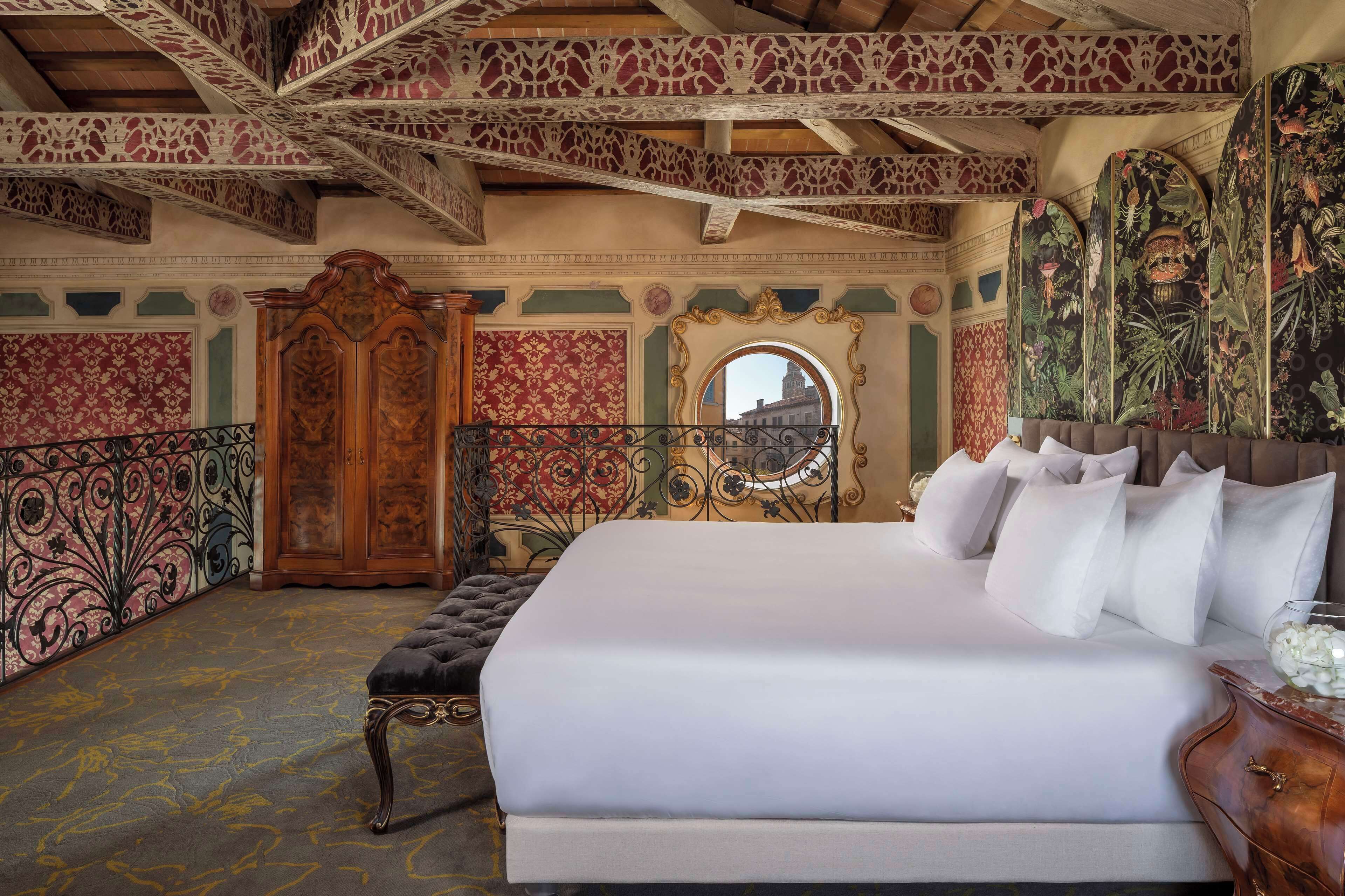 1 Schlafzimmer, Allergikerbettwaren, Daunenbettdecken, Minibar