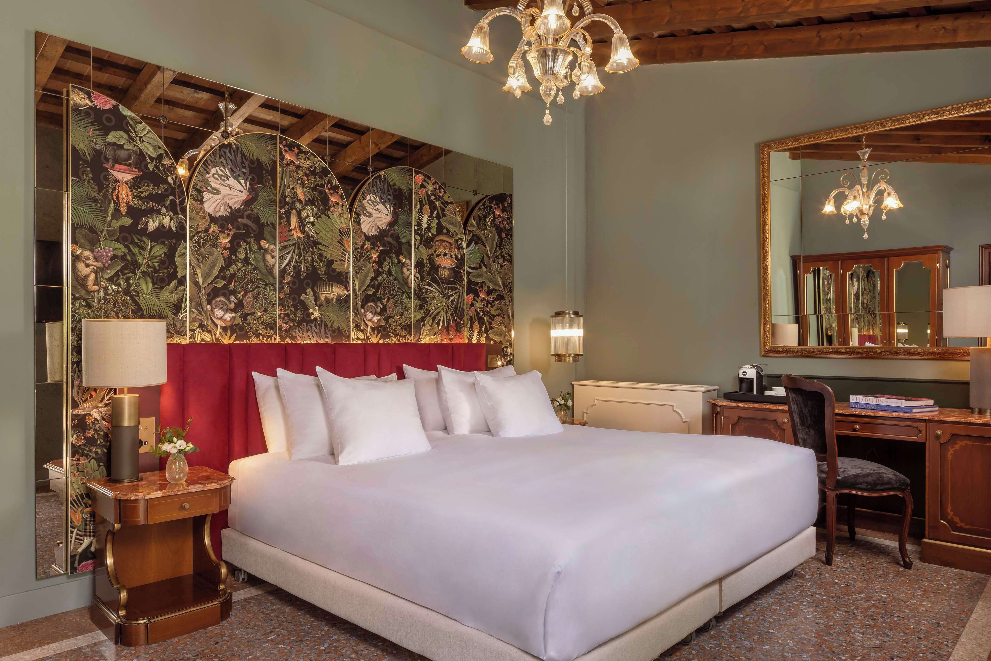 1 bedroom, hypo-allergenic bedding, down duvets, minibar