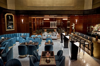Dinner served at Hotel Belleclaire
