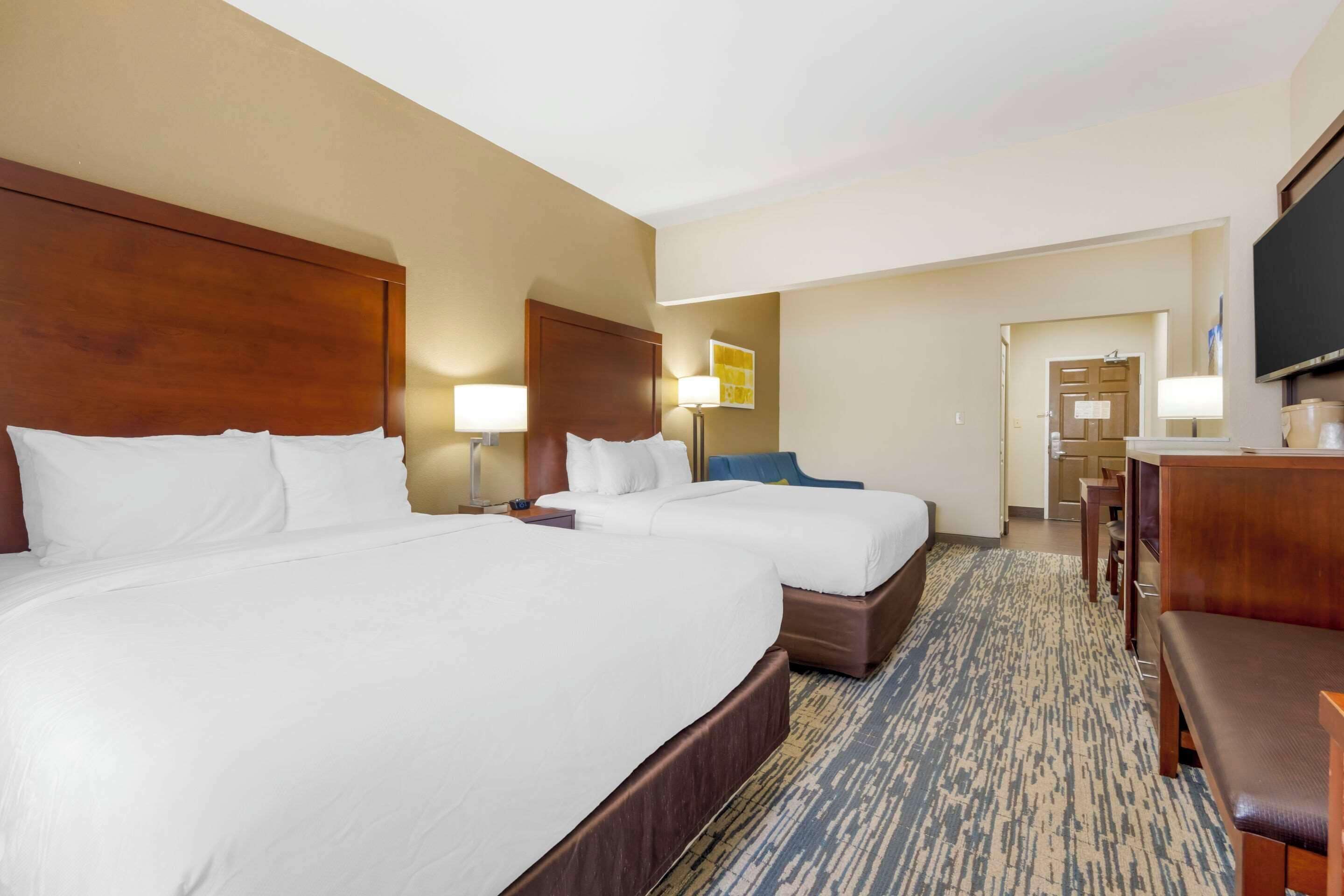 suite, multiple beds, accessible, non smoking (efficiency) | in-room safe, desk, blackout curtains, iron/ironing board