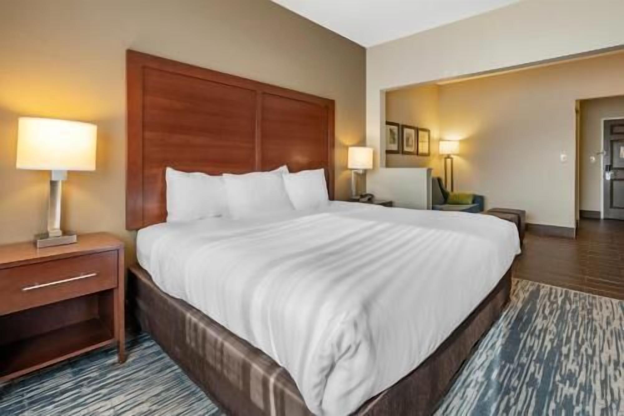 In-room safe, desk, blackout drapes, iron/ironing board