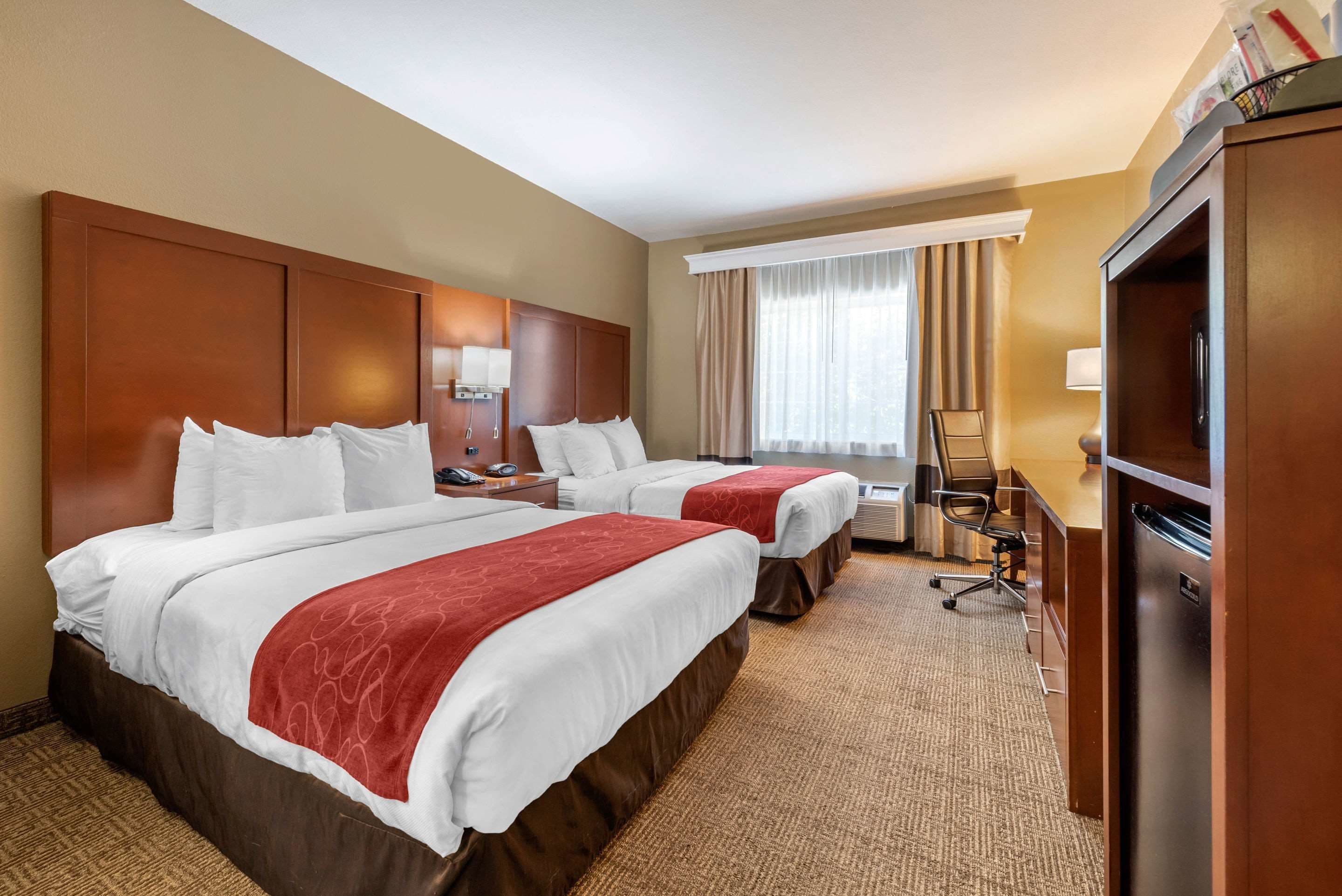 suite, 2 queen beds, non smoking | premium bedding, down duvets, desk, laptop workspace