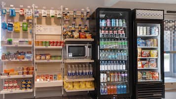 Snack bar