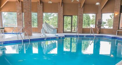 Quality Inn Grand Rapids North