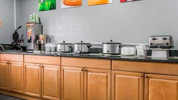 Free daily continental breakfast