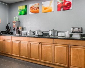 Free daily continental breakfast