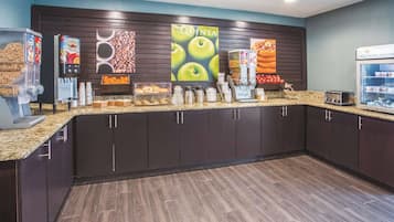 Free daily buffet breakfast