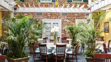 Free daily full breakfast