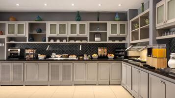 Free daily buffet breakfast