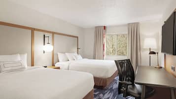 Premium bedding, in-room safe, desk, blackout drapes