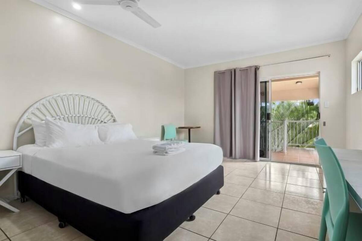 Laptop workspace, WiFi (free), alarm clocks, bed sheets