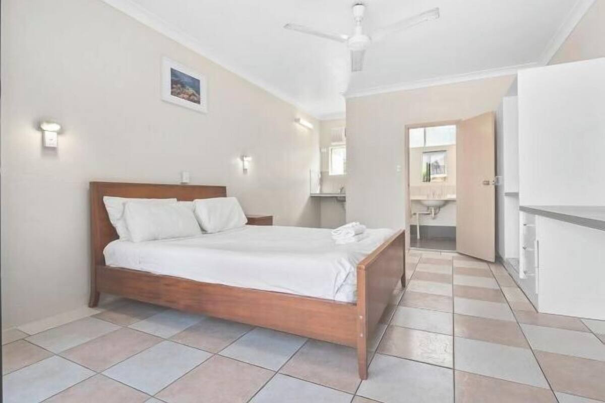 Laptop workspace, WiFi (free), alarm clocks, bed sheets