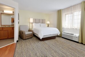 Blackout curtains, iron/ironing board, free cots/infant beds - Candlewood Suites Salina by IHG (Salina)