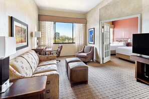 Hypo-allergenic bedding, pillowtop beds, in-room safe, desk - Scottsdale Marriott at McDowell Mountains (Scottsdale)