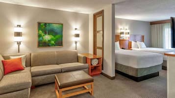 Junior Suite, 2 Double Beds, Non Smoking | Premium bedding, in-room safe, desk, laptop workspace