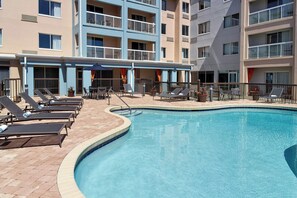 Outdoor pool - Courtyard by Marriott Myrtle Beach Broadway (Myrtle Beach)