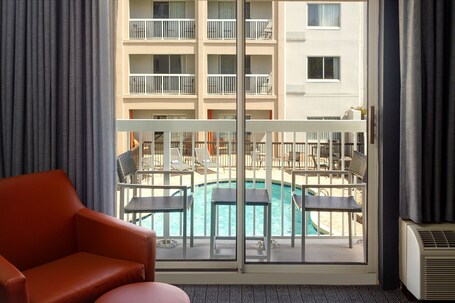 Courtyard by Marriott Myrtle Beach Broadway - Image 1
