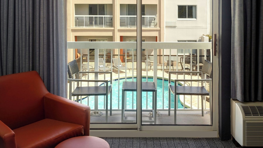 Courtyard by Marriott Myrtle Beach Broadway