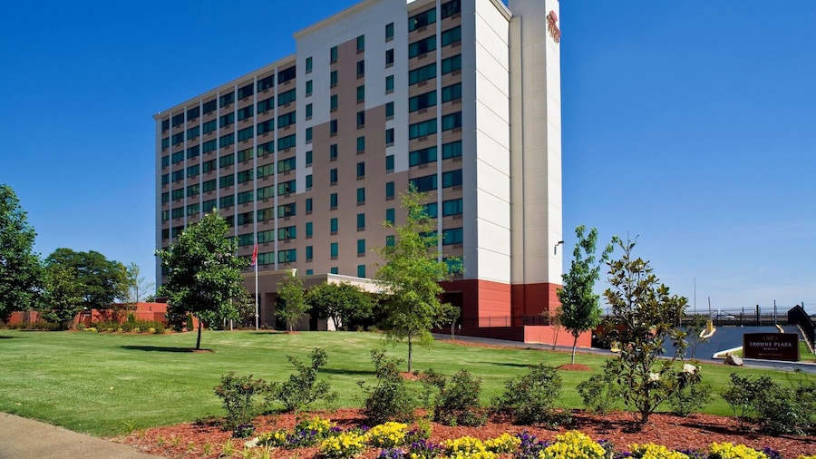 Crowne Plaza Memphis Downtown by IHG