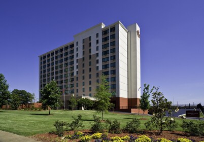 Crowne Plaza Memphis Downtown Hotel by IHG