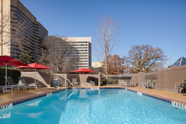 Seasonal outdoor pool, pool umbrellas, sun loungers