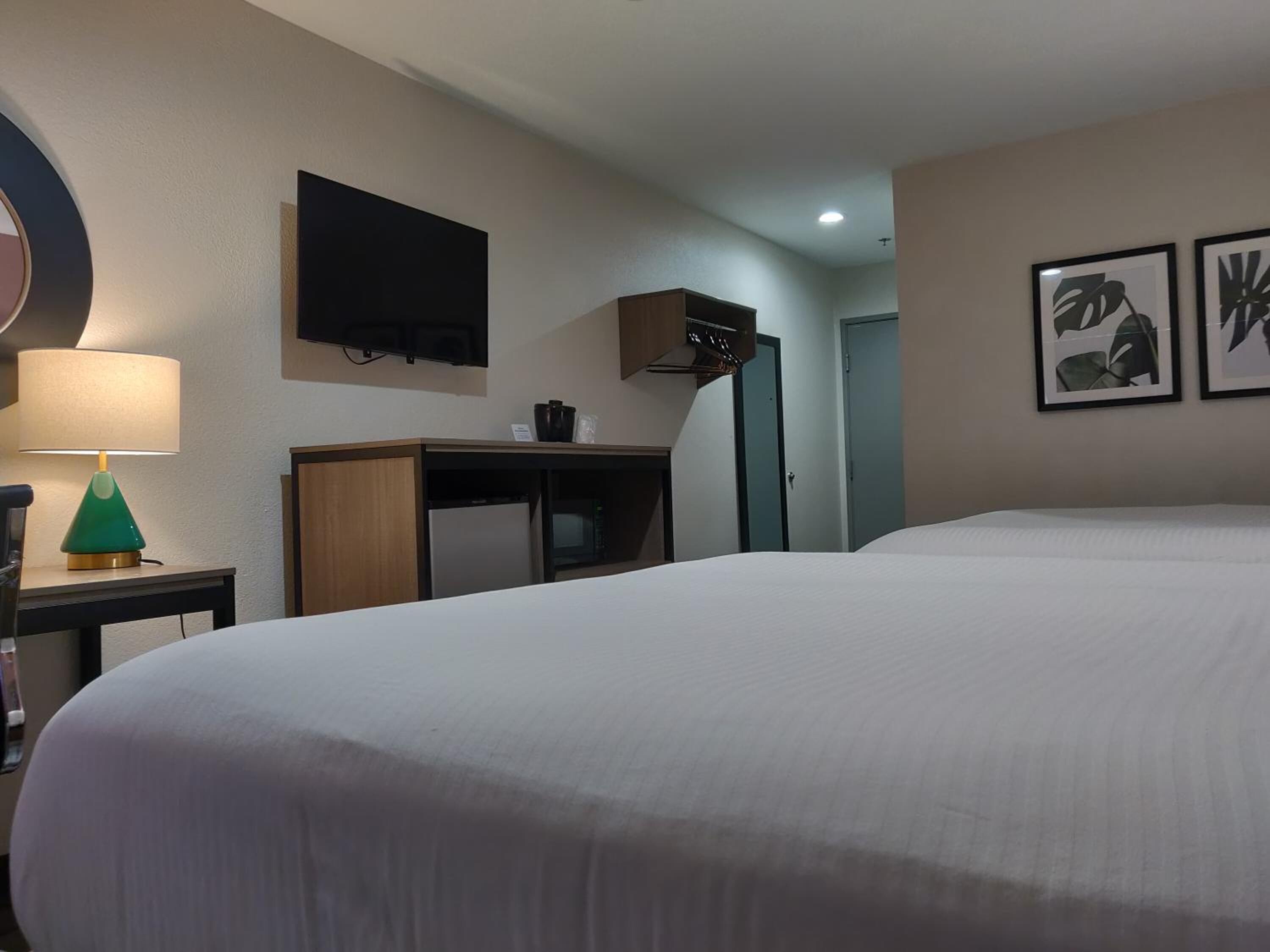 Photo - Arya Inn & Suites