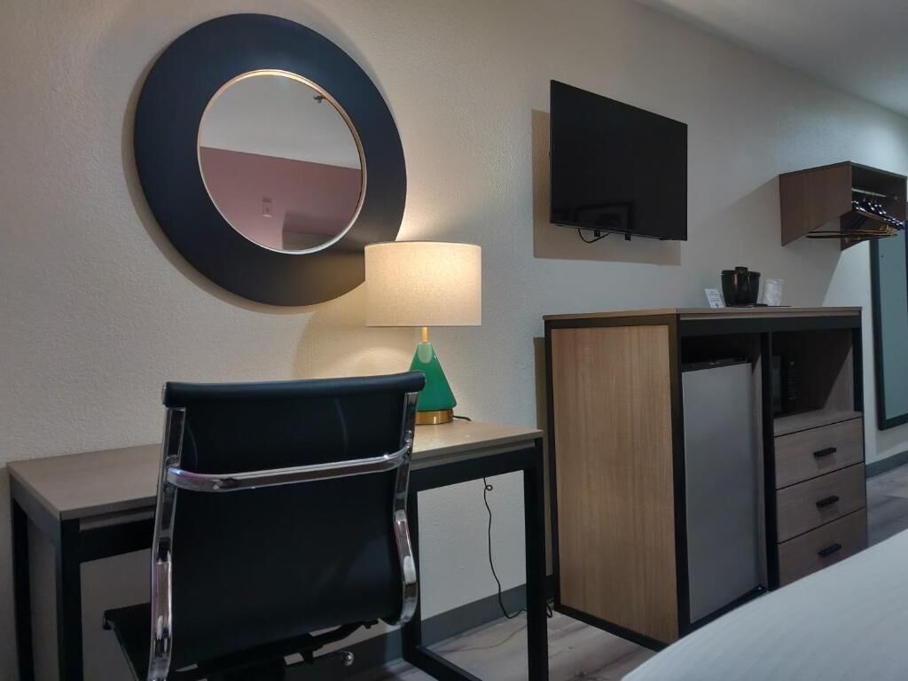 Photo - Arya Inn & Suites