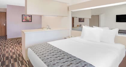 Microtel Inn & Suites by Wyndham Appleton