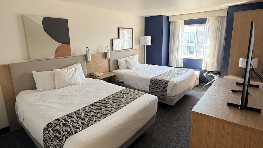 Microtel Inn & Suites by Wyndham Appleton