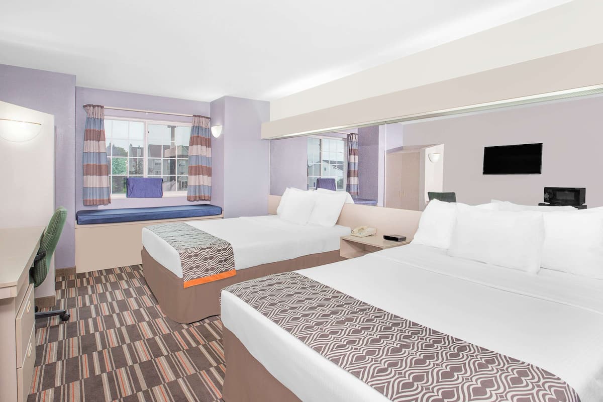 Room, 2 Queen Beds, Non Smoking (Non-Pet Friendly) | Desk, iron/ironing board, free cribs/infant beds, free WiFi