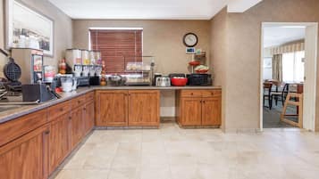 Café da manhã continental grátis todos os dias
