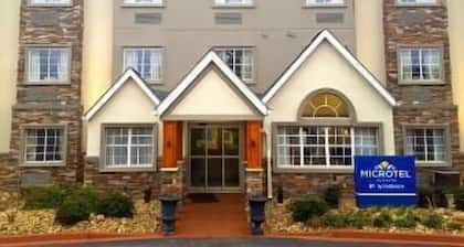 Microtel Inn & Suites by Wyndham Greenville / Woodruff Rd