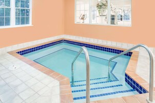 Bañera de hidromasaje exterior