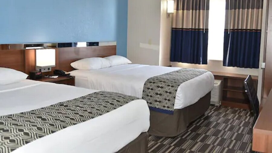 Microtel Inn & Suites by Wyndham Fond Du Lac