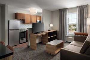 Suite, 2 Bedrooms | 1 bedroom, premium bedding, down comforters, pillowtop beds