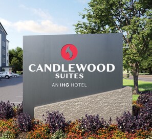 Exterior - Candlewood Suites St Louis St Charles by IHG (St. Charles)