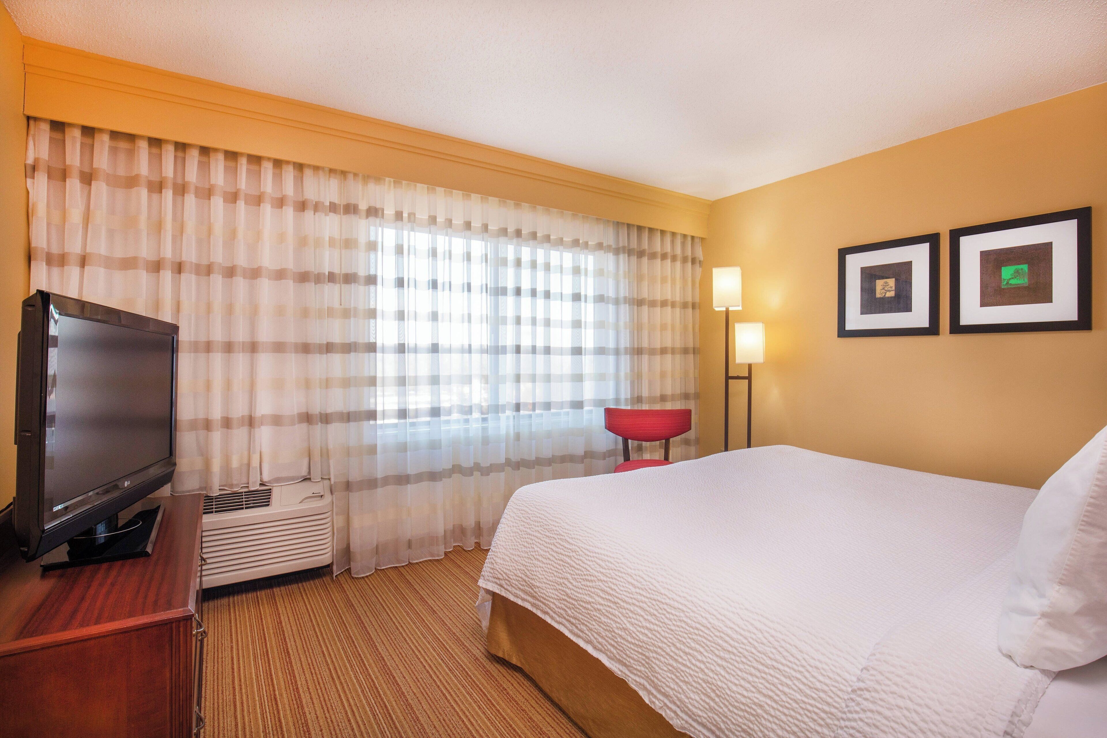 suite, 1 bedroom, non smoking | premium bedding, desk, laptop workspace, iron/ironing board