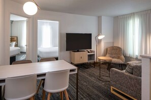 Suite, diversos llits (Two Bedroom) | 1 dormitori, llençols de cotó egipci i roba de llit d'alta qualitat 