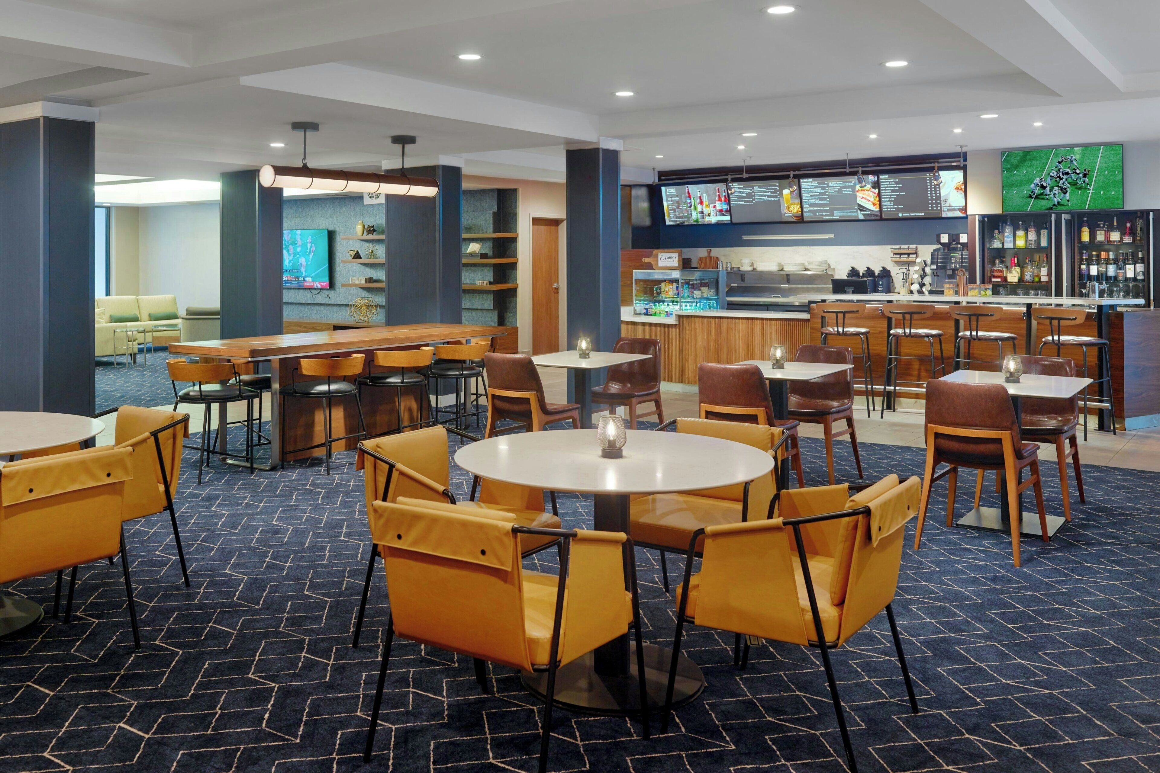 Breakfast and dinner served