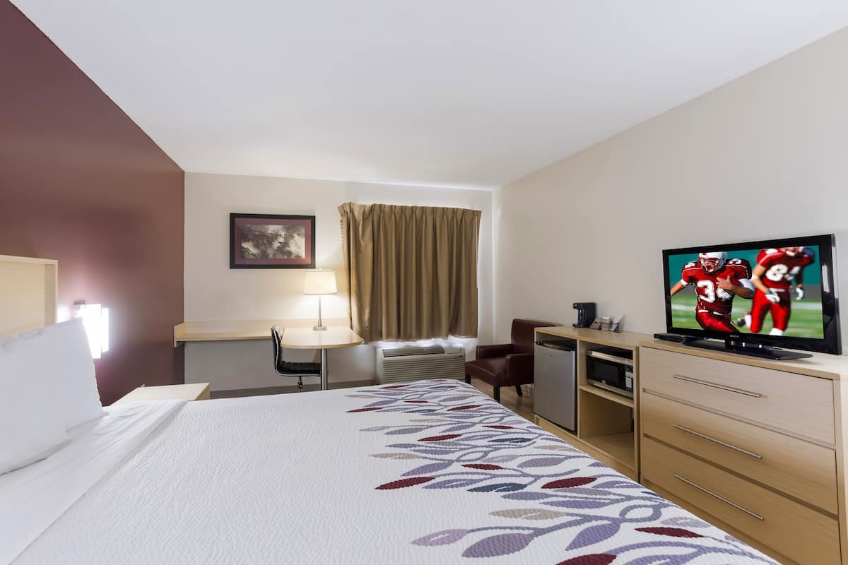 superior room, 1 king bed, non smoking | desk, blackout curtains, soundproofing, iron/ironing board